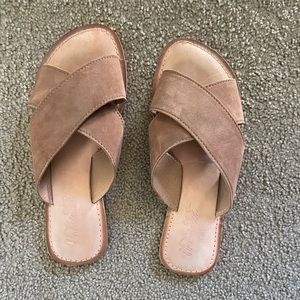 Ariat slip on sandals